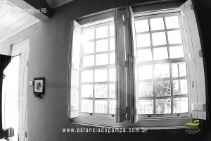 Os Serranos - Madrugada [VDownloader].00_05_46_04.Quadro082_8ad625d3a379cb59c86634221d038390b8f8c97d.jpg